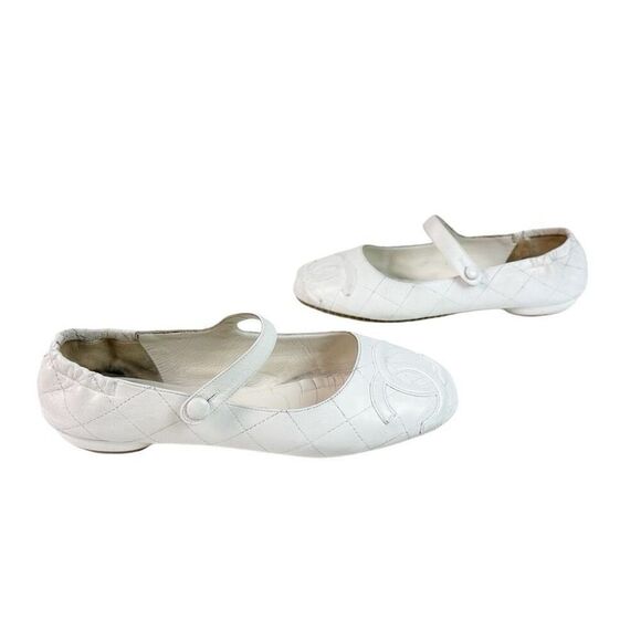 CHANEL White Cambon Maryjane Ballet Flat US 10.5 CC Logo Leather Shoes Round Toe - Picture 2 of 11
